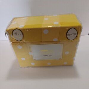 6 piece sheet set - Queen